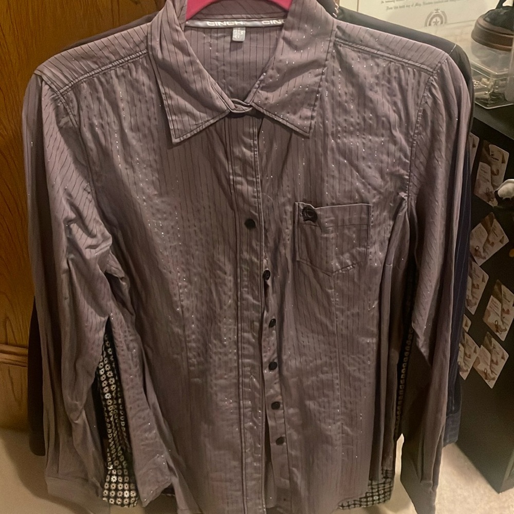 Medium grey cinch shirt with silver threading